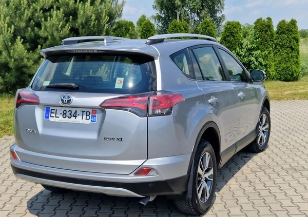 Toyota RAV4 cena 75800 przebieg: 111290, rok produkcji 2017 z Kielce małe 46